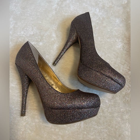 Bakers Shoes - Victoria G Glitter Platform Heels - Size 9 - Picture 2 of 11